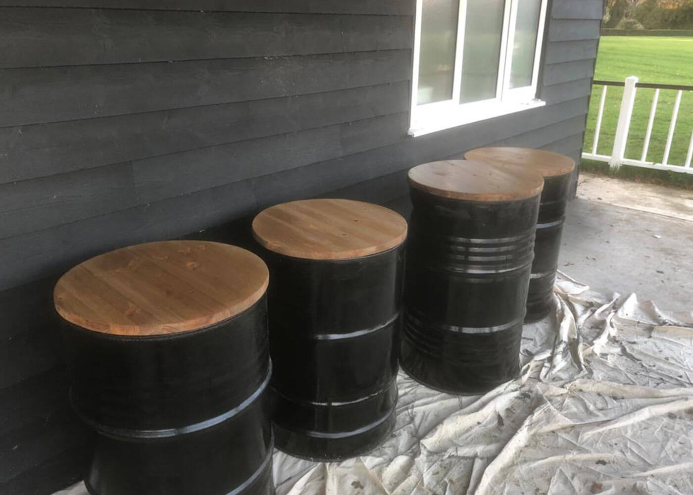 Barrel tables 